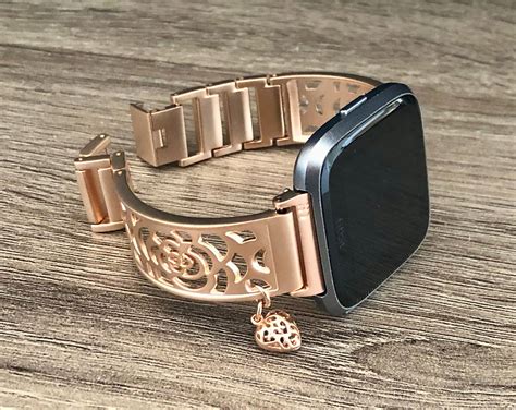 fitbit women's watch rose gold